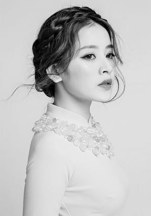 <p><strong><span style="color: #ff6600;">Chi Pu</span> – Singer</strong></p>